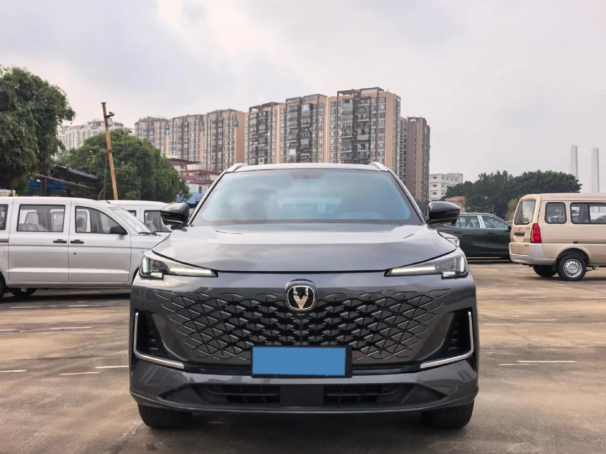 2024 ChangAn CS55 Plus 1.5T 188HP L4 7DCT,autocango,china used car exporter,china ev exporter,chinese used car exporter,chinese used ev exporter