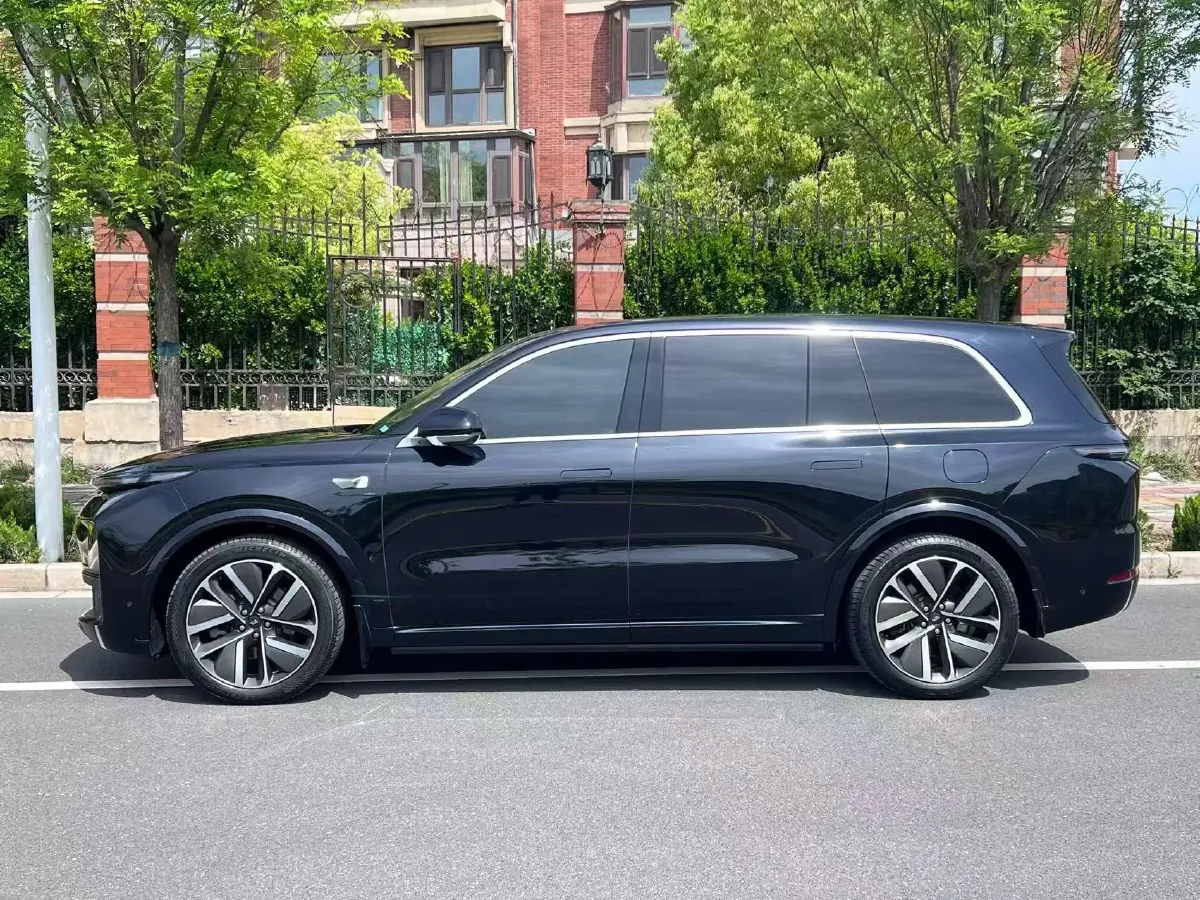 2024 Land Rover Range Rover Evoque 1.5T 200HP L3 8AT PHEV 15.5KWH,autocango,china used car exporter,china ev exporter,chinese used car exporter,chinese used ev exporter