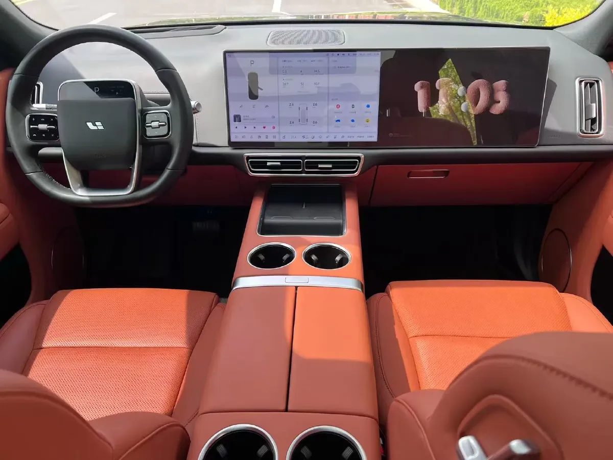 2024 Land Rover Range Rover Evoque 1.5T 200HP L3 8AT PHEV 15.5KWH,autocango,china used car exporter,china ev exporter,chinese used car exporter,chinese used ev exporter