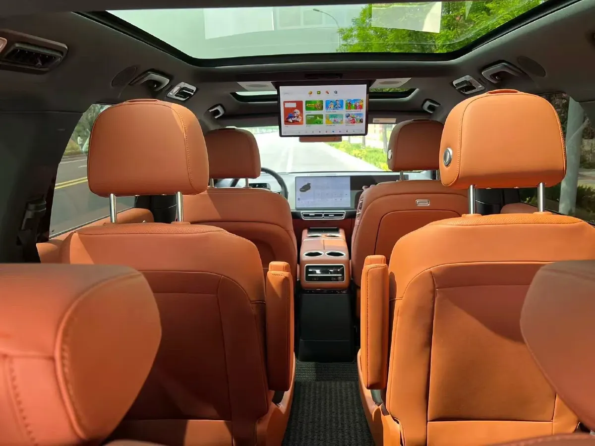 2024 Land Rover Range Rover Evoque 1.5T 200HP L3 8AT PHEV 15.5KWH,autocango,china used car exporter,china ev exporter,chinese used car exporter,chinese used ev exporter