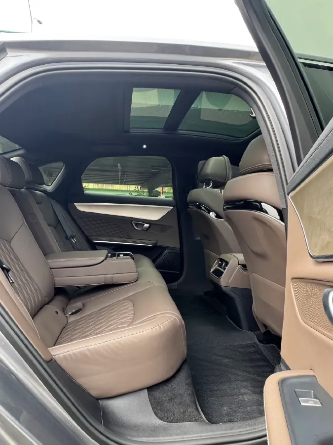 2024 BYD Han BEV 60.48KWH,autocango,china used car exporter,china ev exporter,chinese used car exporter,chinese used ev exporter