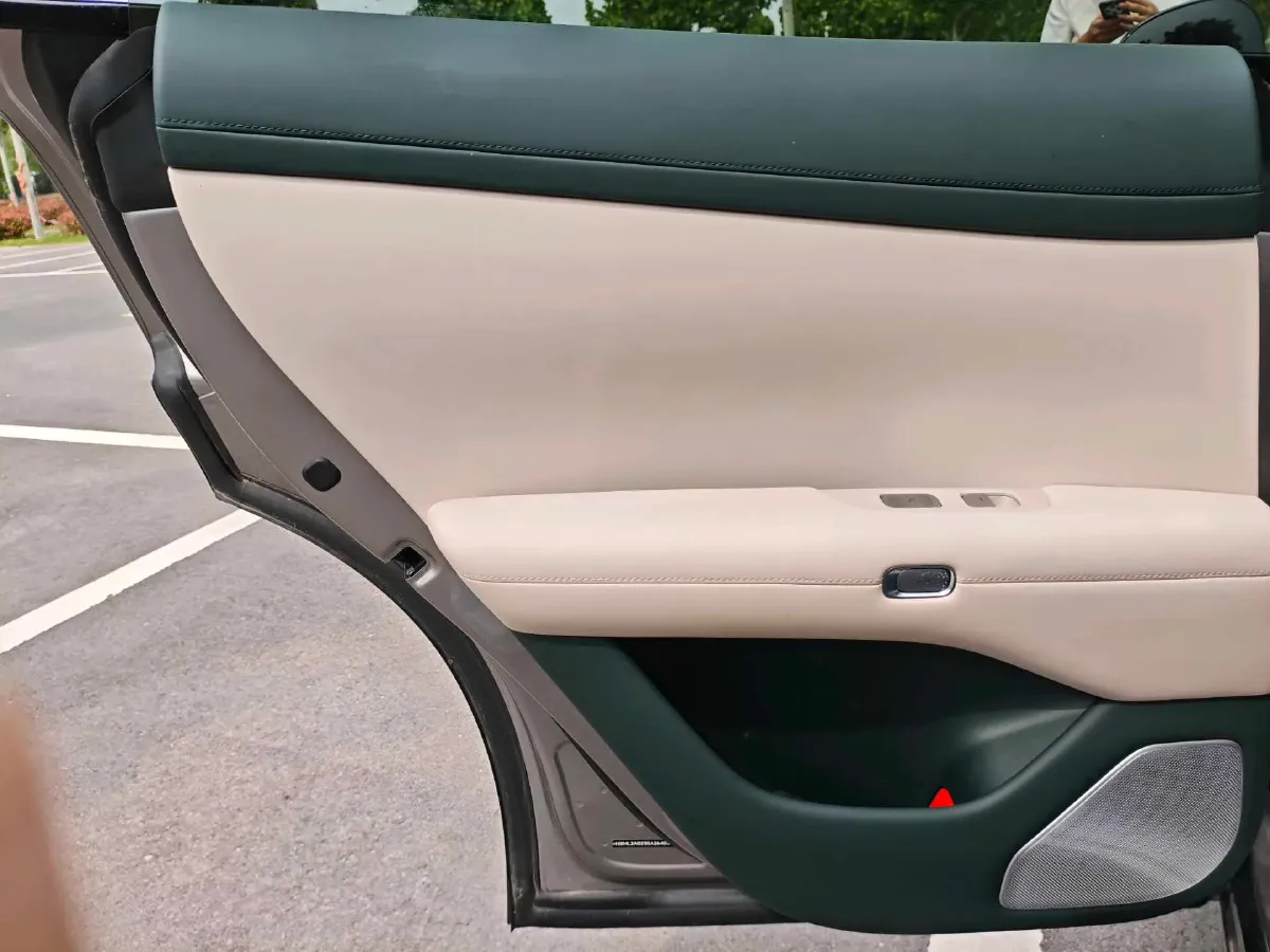 2025 MI YU7 BEV,autocango,china used car exporter,china ev exporter,chinese used car exporter,chinese used ev exporter