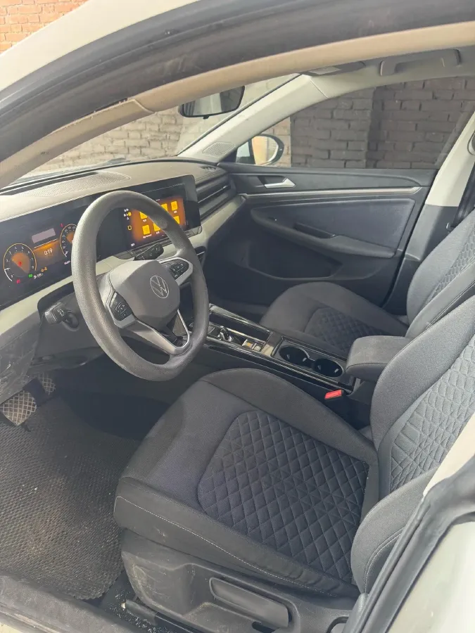 2024 Volkswagen Lamando 1.2T 116HP L4 7DCT,autocango,china used car exporter,china ev exporter,chinese used car exporter,chinese used ev exporter