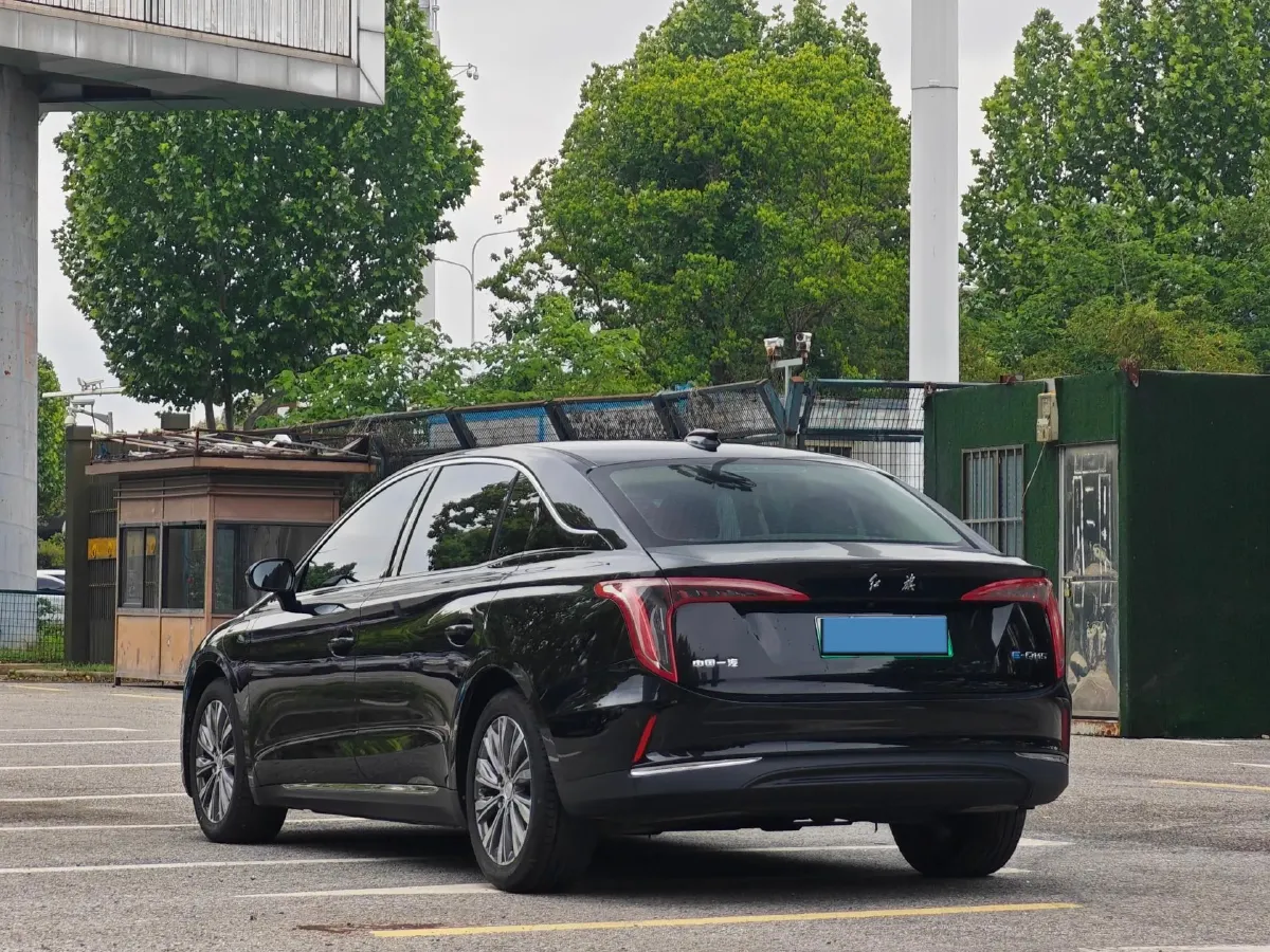 2022 HongQi E-QM5 BEV 54KWH,autocango,china used car exporter,china ev exporter,chinese used car exporter,chinese used ev exporter