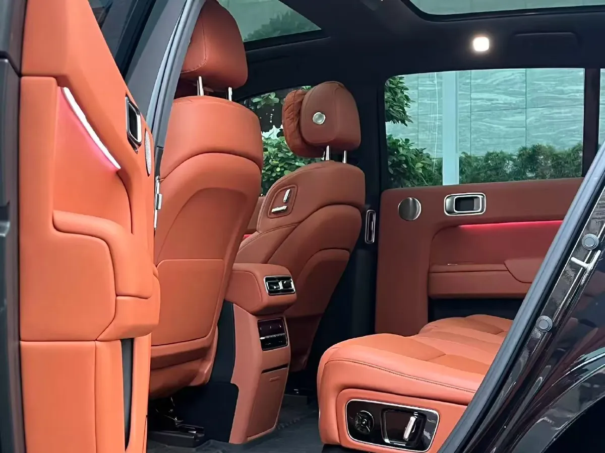 2023 Li L7 Range Extended 154HP REEV 40.9KWH,autocango,china used car exporter,china ev exporter,chinese used car exporter,chinese used ev exporter