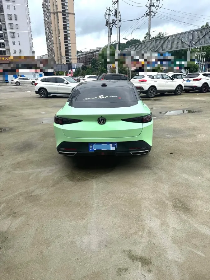 2023 ChangAn Oshan Z6 1.5T 188HP L4 7DCT,autocango,china used car exporter,china ev exporter,chinese used car exporter,chinese used ev exporter