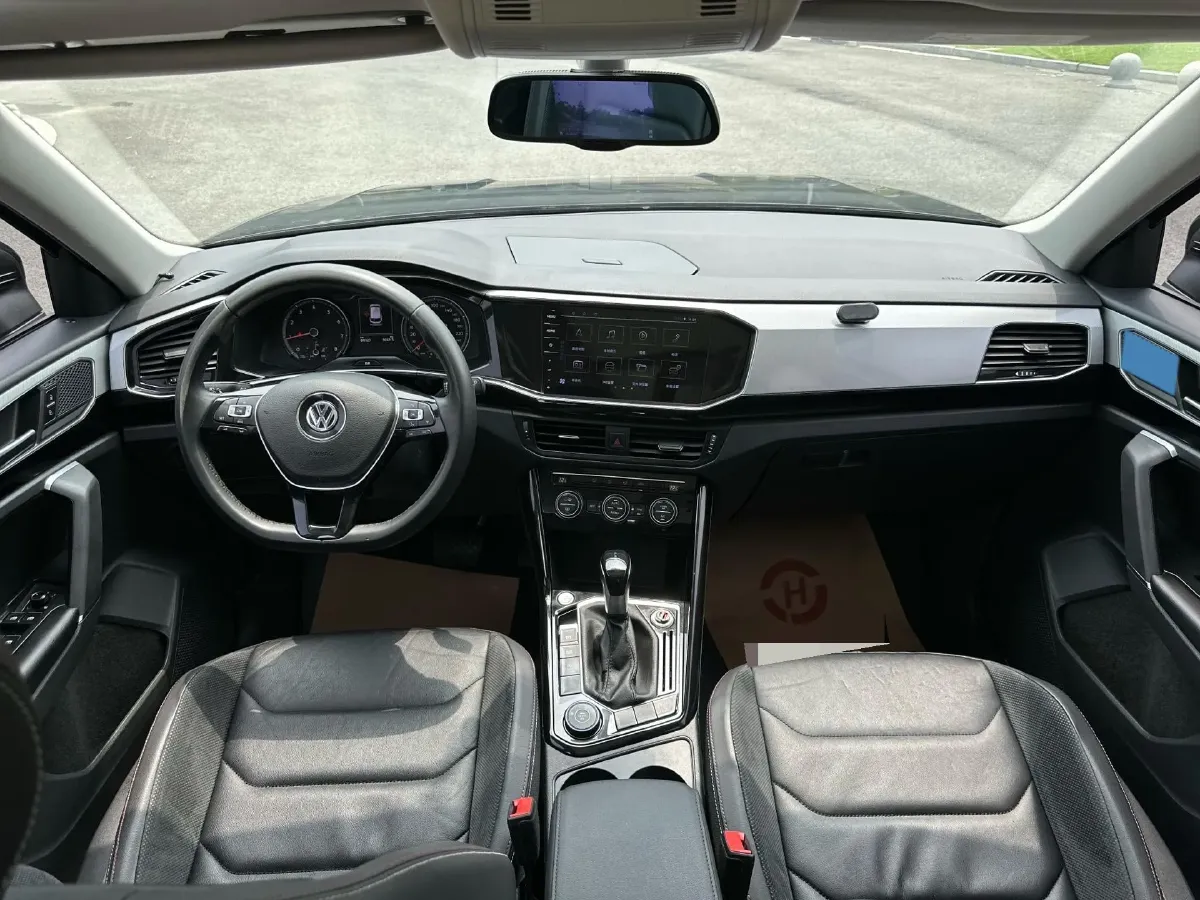 2019 Volkswagen Tayron 2.0T 186HP L4 7DCT,autocango,china used car exporter,china ev exporter,chinese used car exporter,chinese used ev exporter
