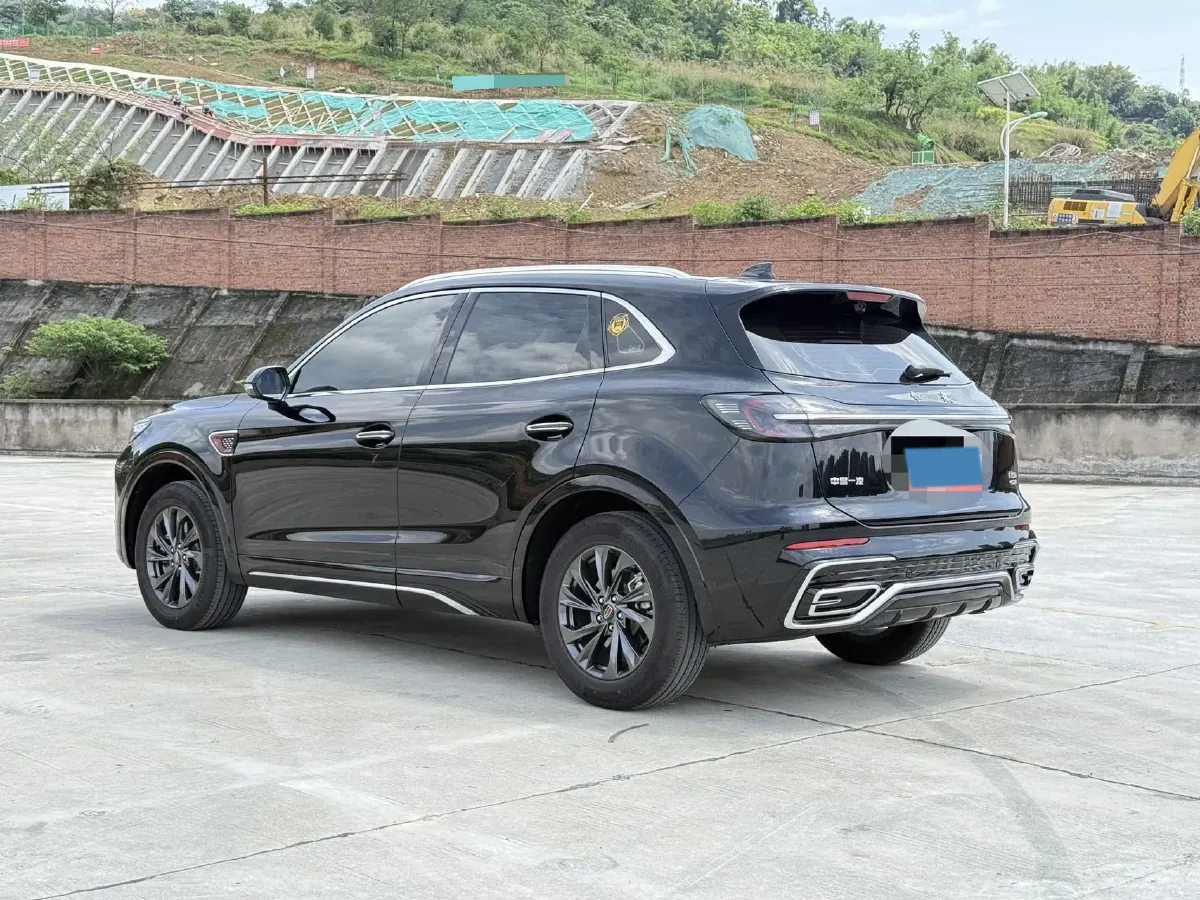 2023 HongQi HS5 2.0T 252HP L4 8AT,autocango,china used car exporter,china ev exporter,chinese used car exporter,chinese used ev exporter