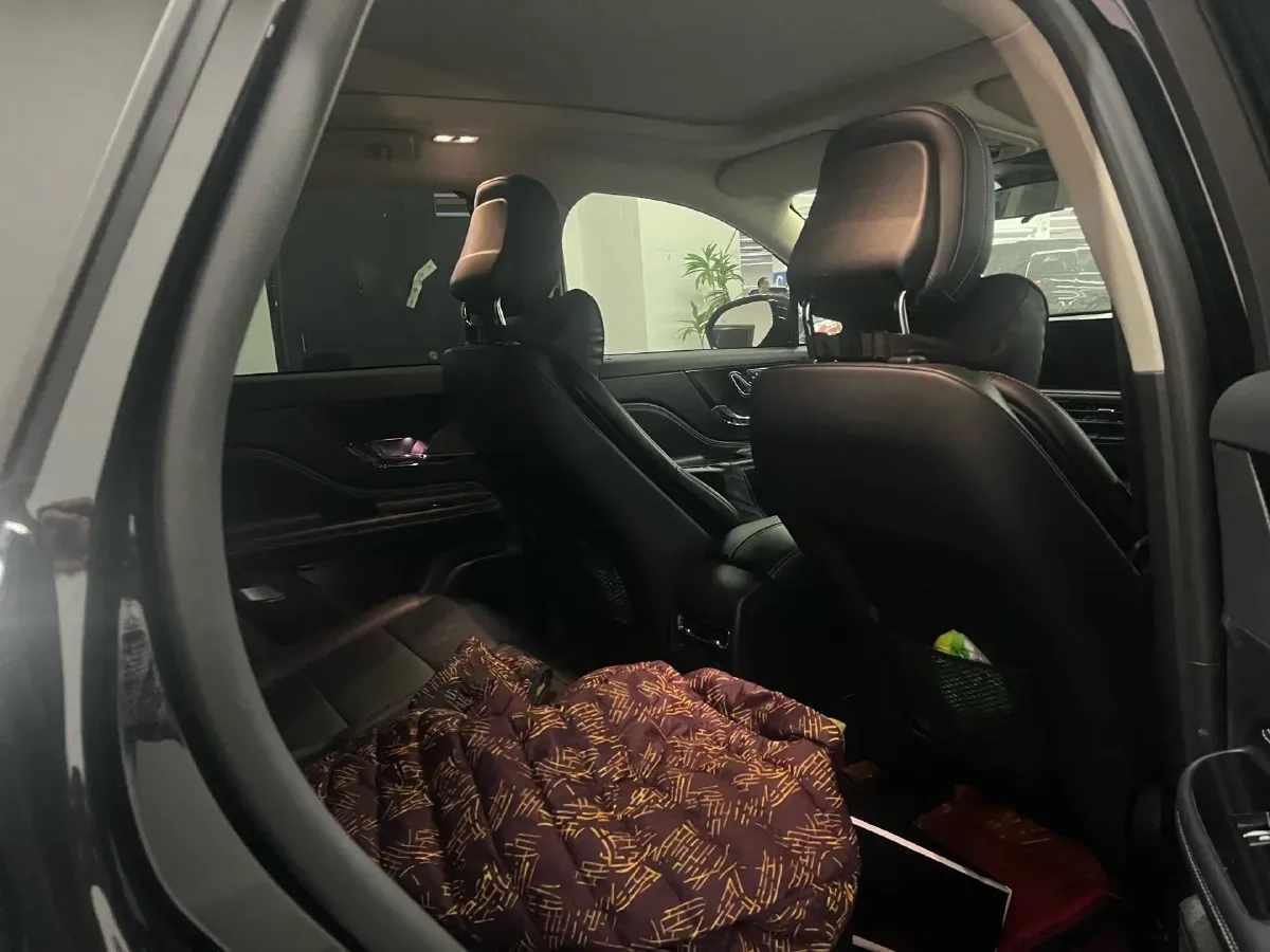 2024 Lincoln Corsair 2.0T 261HP L4 8AT,autocango,china used car exporter,china ev exporter,chinese used car exporter,chinese used ev exporter