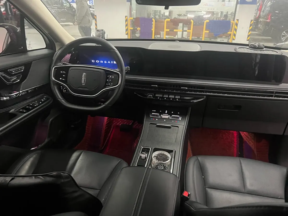 2024 Lincoln Corsair 2.0T 261HP L4 8AT,autocango,china used car exporter,china ev exporter,chinese used car exporter,chinese used ev exporter