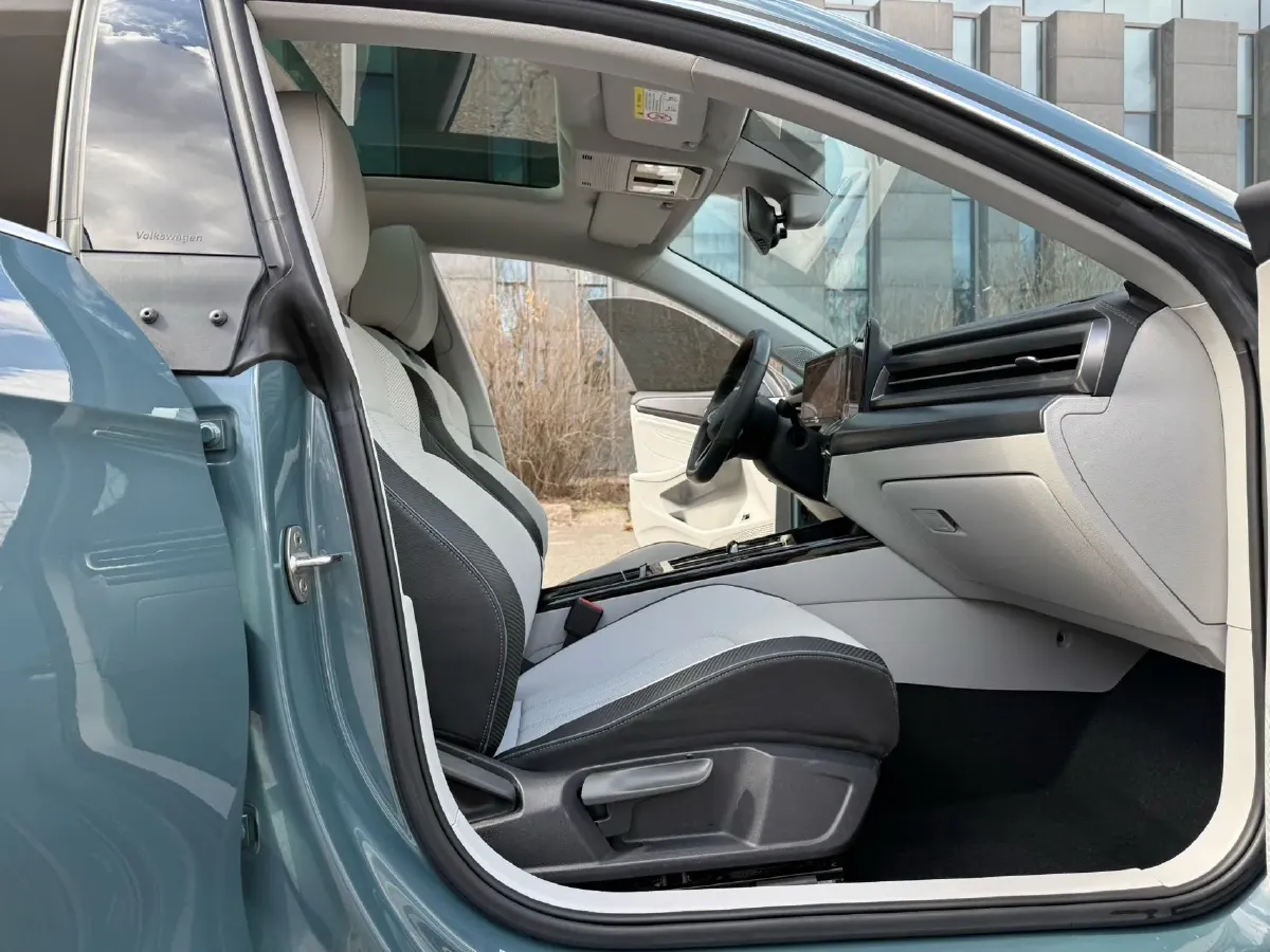 2024 Volkswagen Lamando 1.4T 150HP L4 7DCT,autocango,china used car exporter,china ev exporter,chinese used car exporter,chinese used ev exporter