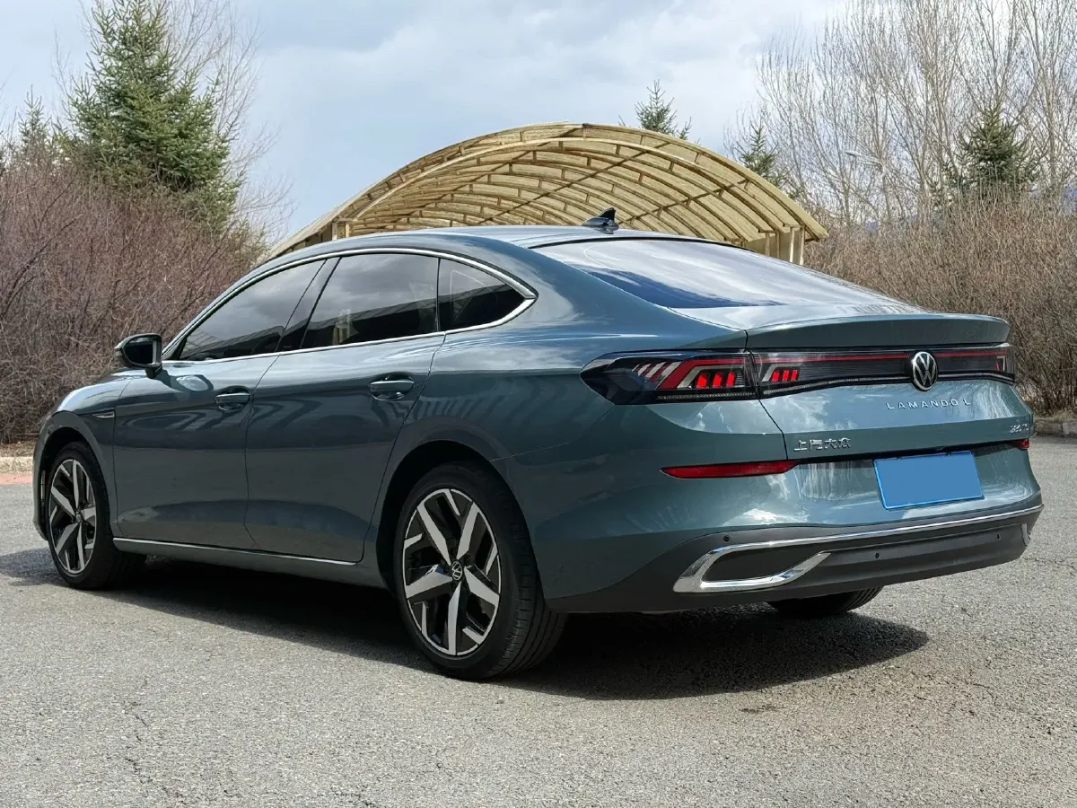2024 Volkswagen Lamando 1.4T 150HP L4 7DCT,autocango,china used car exporter,china ev exporter,chinese used car exporter,chinese used ev exporter