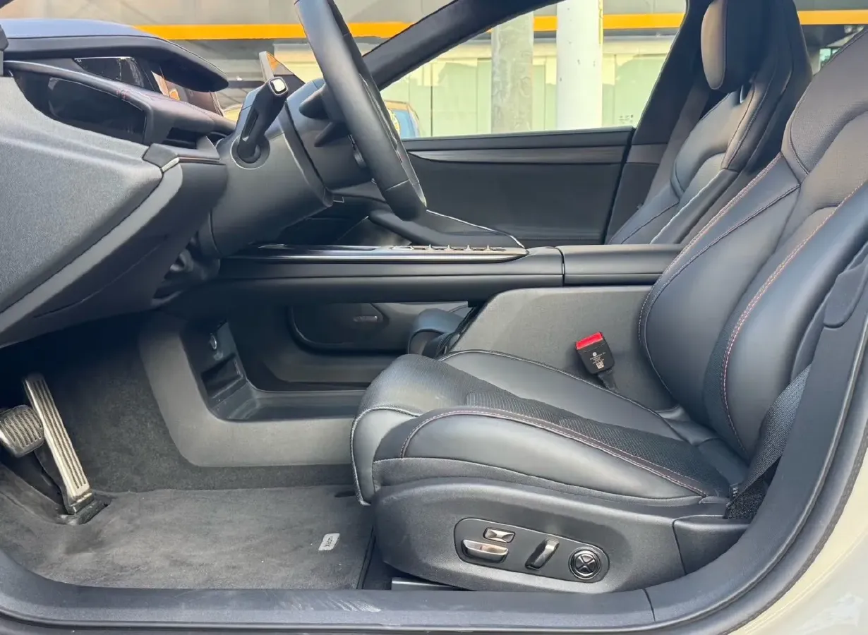 2024 MI SU7 BEV 101KWH,autocango,china used car exporter,china ev exporter,chinese used car exporter,chinese used ev exporter