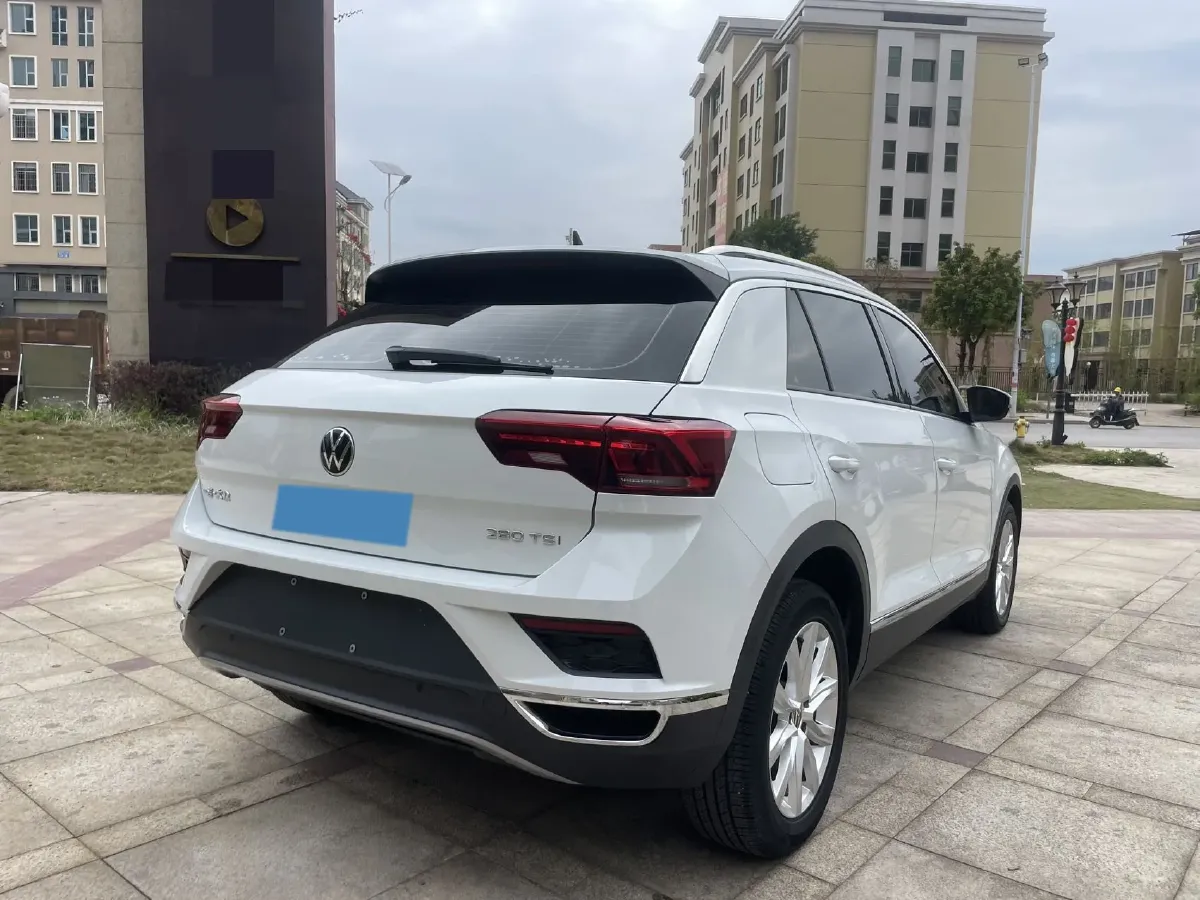 2022 Volkswagen T-Roc 1.4T 150HP L4 7DCT,autocango,china used car exporter,china ev exporter,chinese used car exporter,chinese used ev exporter