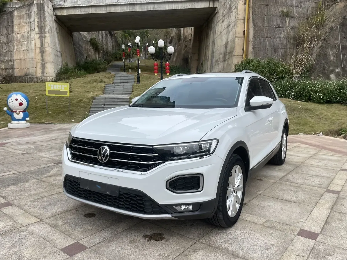 2022 Volkswagen T-Roc 1.4T 150HP L4 7DCT,autocango,china used car exporter,china ev exporter,chinese used car exporter,chinese used ev exporter