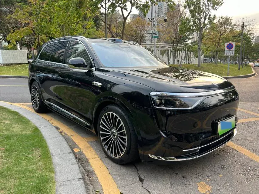 2025 AITO AITO M8 REEV 160HP REEV 53.4KWH,autocango,china used car exporter,china ev exporter,chinese used car exporter,chinese used ev exporter