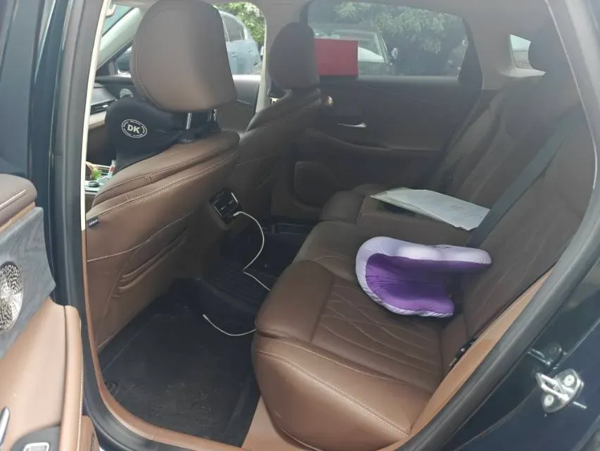 2024 Chery Arrizo 8 2.0T 254HP L4 7DCT,autocango,china used car exporter,china ev exporter,chinese used car exporter,chinese used ev exporter