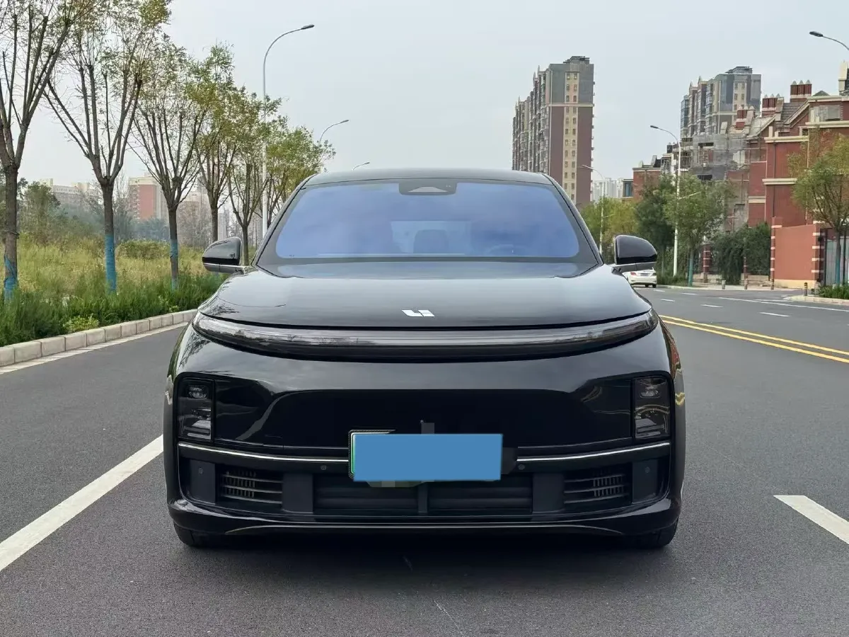 2023 Li L7 Range Extended 154HP REEV 40.9KWH,autocango,china used car exporter,china ev exporter,chinese used car exporter,chinese used ev exporter