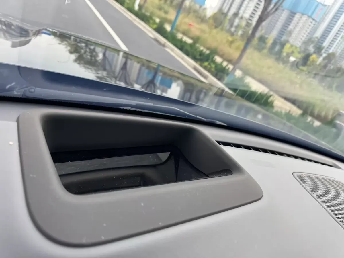 2023 Li L7 Range Extended 154HP REEV 40.9KWH,autocango,china used car exporter,china ev exporter,chinese used car exporter,chinese used ev exporter