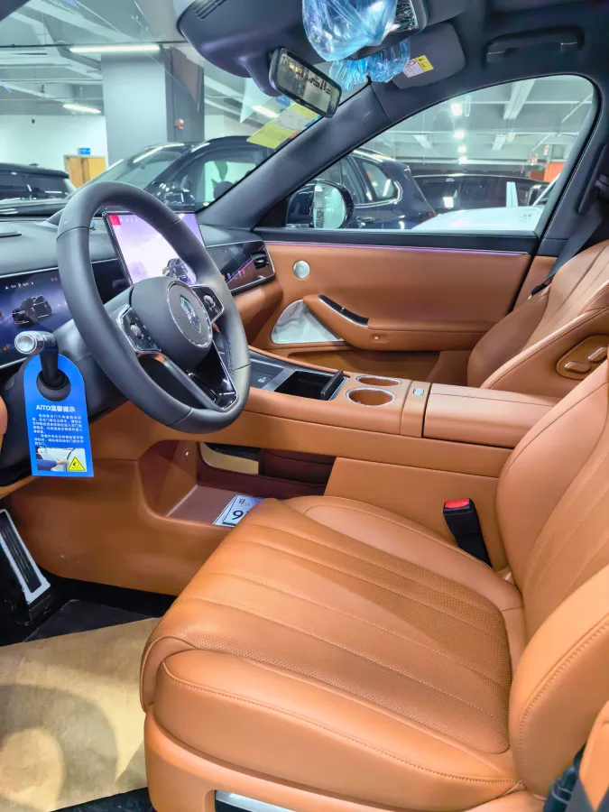 2026 AITO AITO M7 REEV 160HP REEV,autocango,china used car exporter,china ev exporter,chinese used car exporter,chinese used ev exporter