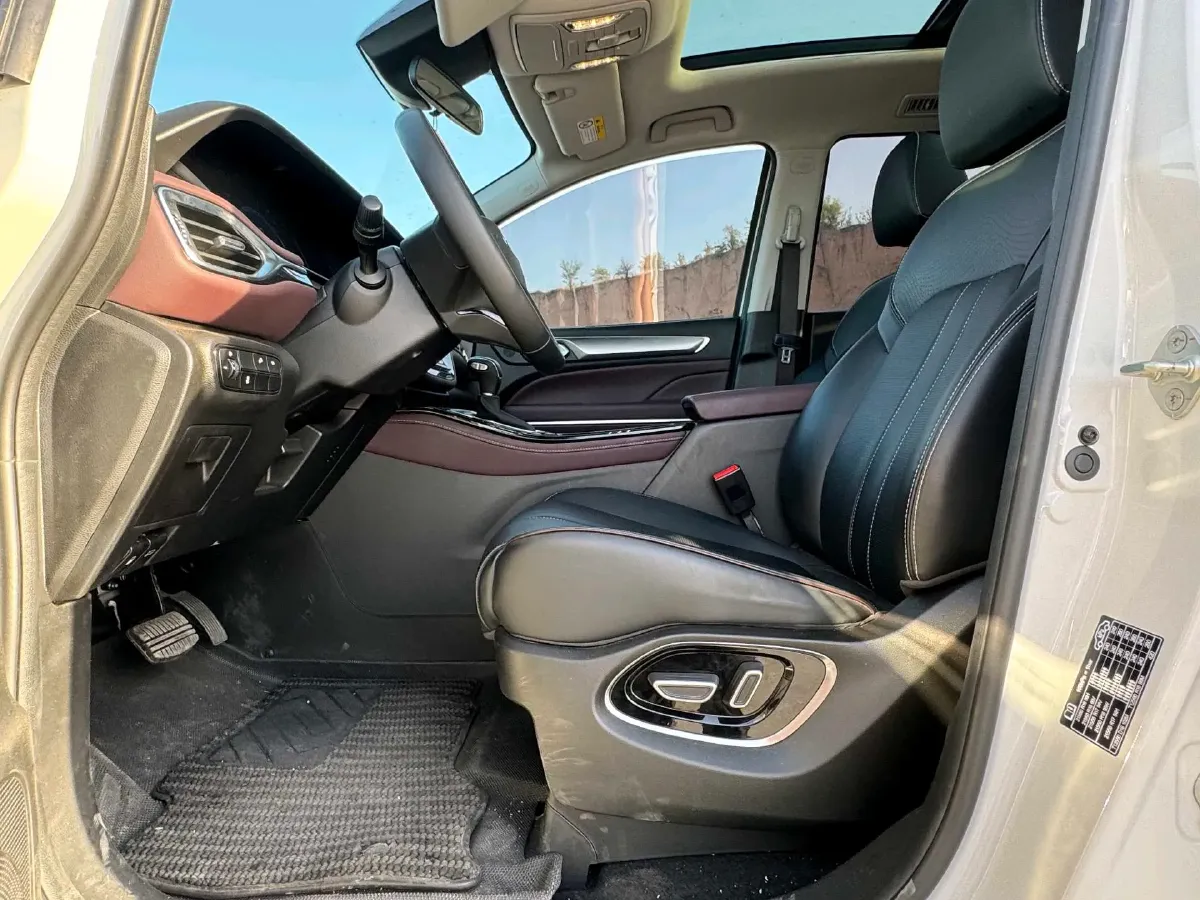 2023 GAC Trumpchi M6 1.5T 177HP L4 7DCT,autocango,china used car exporter,china ev exporter,chinese used car exporter,chinese used ev exporter