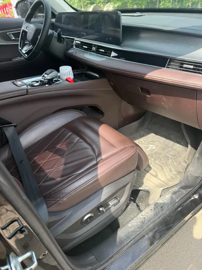 2024 Chery Tiggo 8 PRO 2.0T 254HP L4 7DCT,autocango,china used car exporter,china ev exporter,chinese used car exporter,chinese used ev exporter