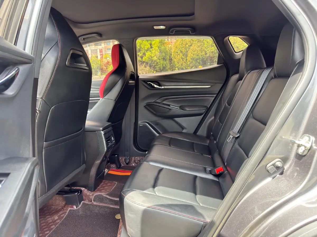 2024 ChangAn X5 PLUS 1.5T 188HP L4 7DCT,autocango,china used car exporter,china ev exporter,chinese used car exporter,chinese used ev exporter