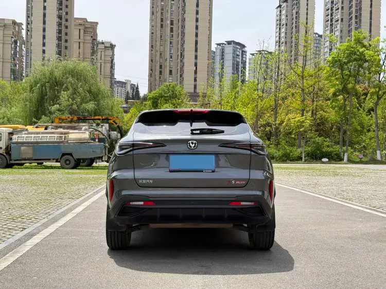 2024 ChangAn X5 PLUS 1.5T 188HP L4 7DCT,autocango,china used car exporter,china ev exporter,chinese used car exporter,chinese used ev exporter