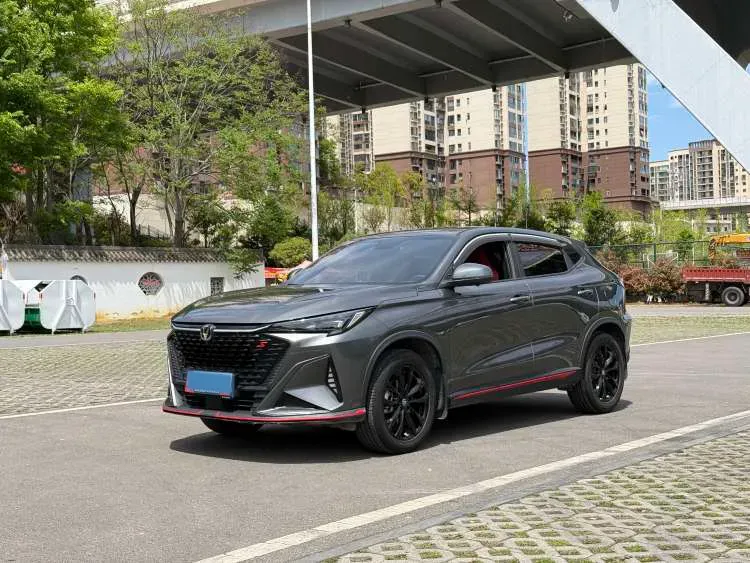 2024 ChangAn X5 PLUS 1.5T 188HP L4 7DCT,autocango,china used car exporter,china ev exporter,chinese used car exporter,chinese used ev exporter