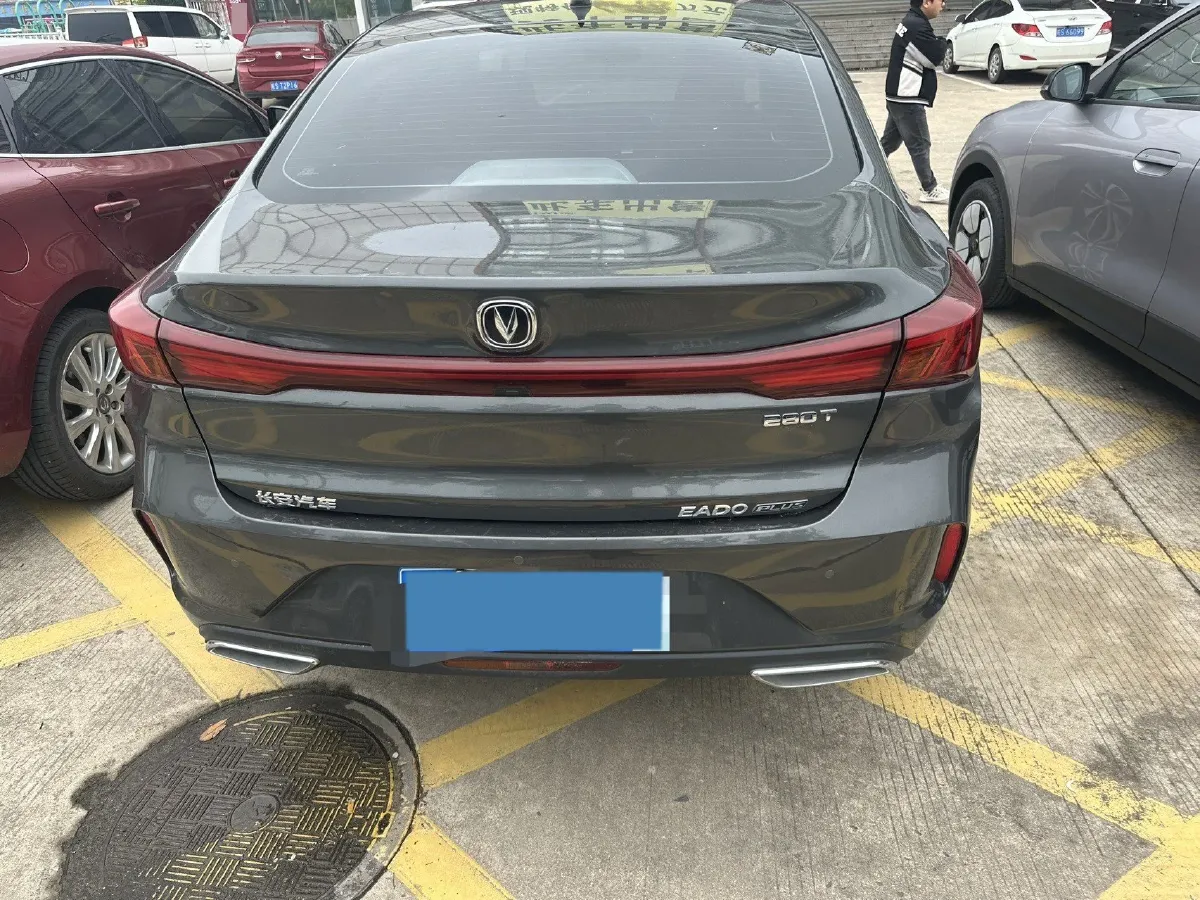 2022 ChangAn Eado 1.4T 160HP L4 7DCT,autocango,china used car exporter,china ev exporter,chinese used car exporter,chinese used ev exporter