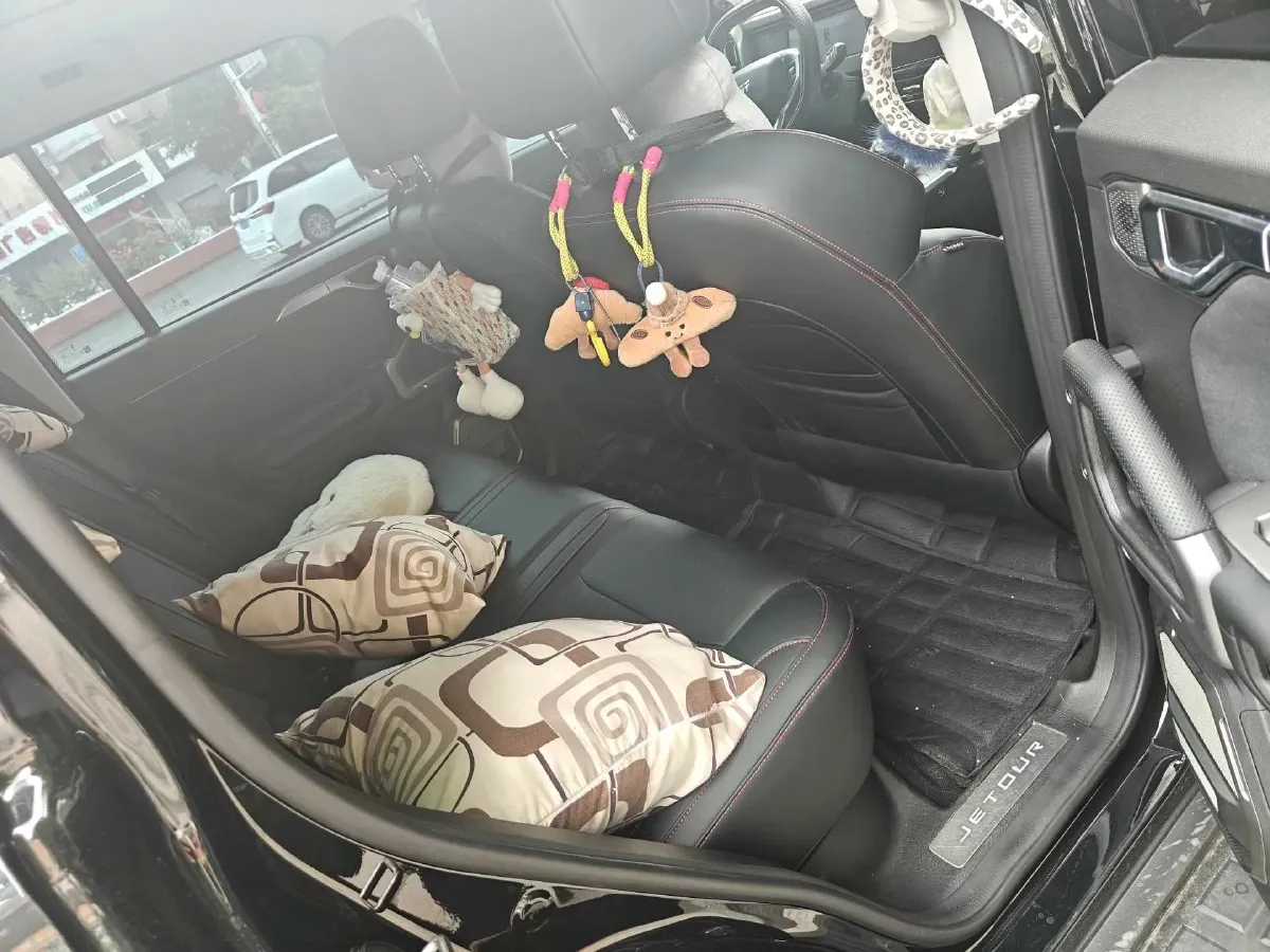 2025 Jetour Traveller 2.0T 254HP L4 7DCT,autocango,china used car exporter,china ev exporter,chinese used car exporter,chinese used ev exporter