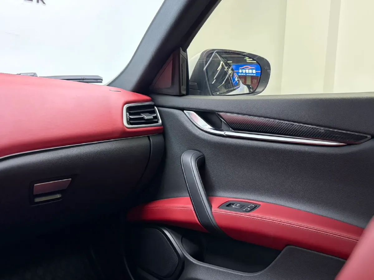 2022 Audi Q7 2.0T 245HP L4 8AT,autocango,china used car exporter,china ev exporter,chinese used car exporter,chinese used ev exporter