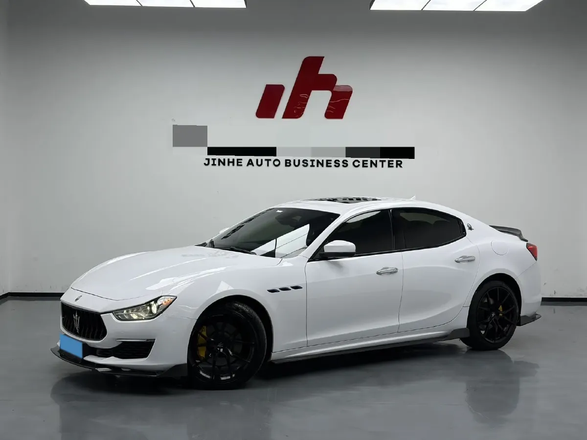 2022 Audi Q7 2.0T 245HP L4 8AT,autocango,china used car exporter,china ev exporter,chinese used car exporter,chinese used ev exporter