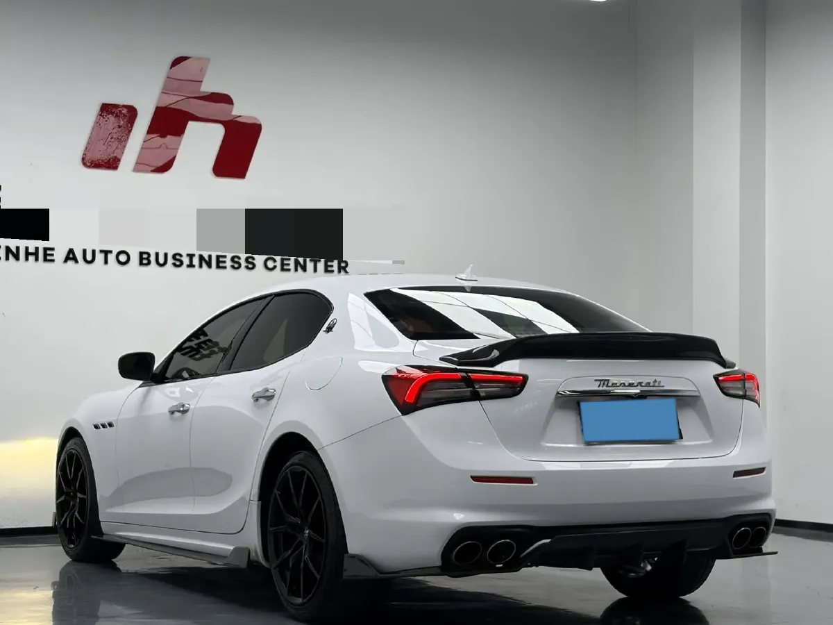 2022 Audi Q7 2.0T 245HP L4 8AT,autocango,china used car exporter,china ev exporter,chinese used car exporter,chinese used ev exporter