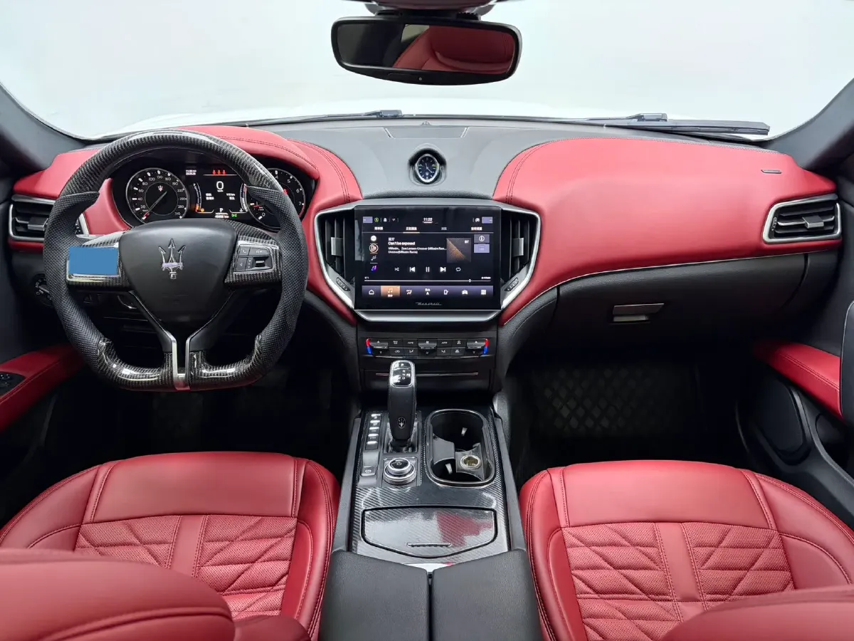 2022 Audi Q7 2.0T 245HP L4 8AT,autocango,china used car exporter,china ev exporter,chinese used car exporter,chinese used ev exporter