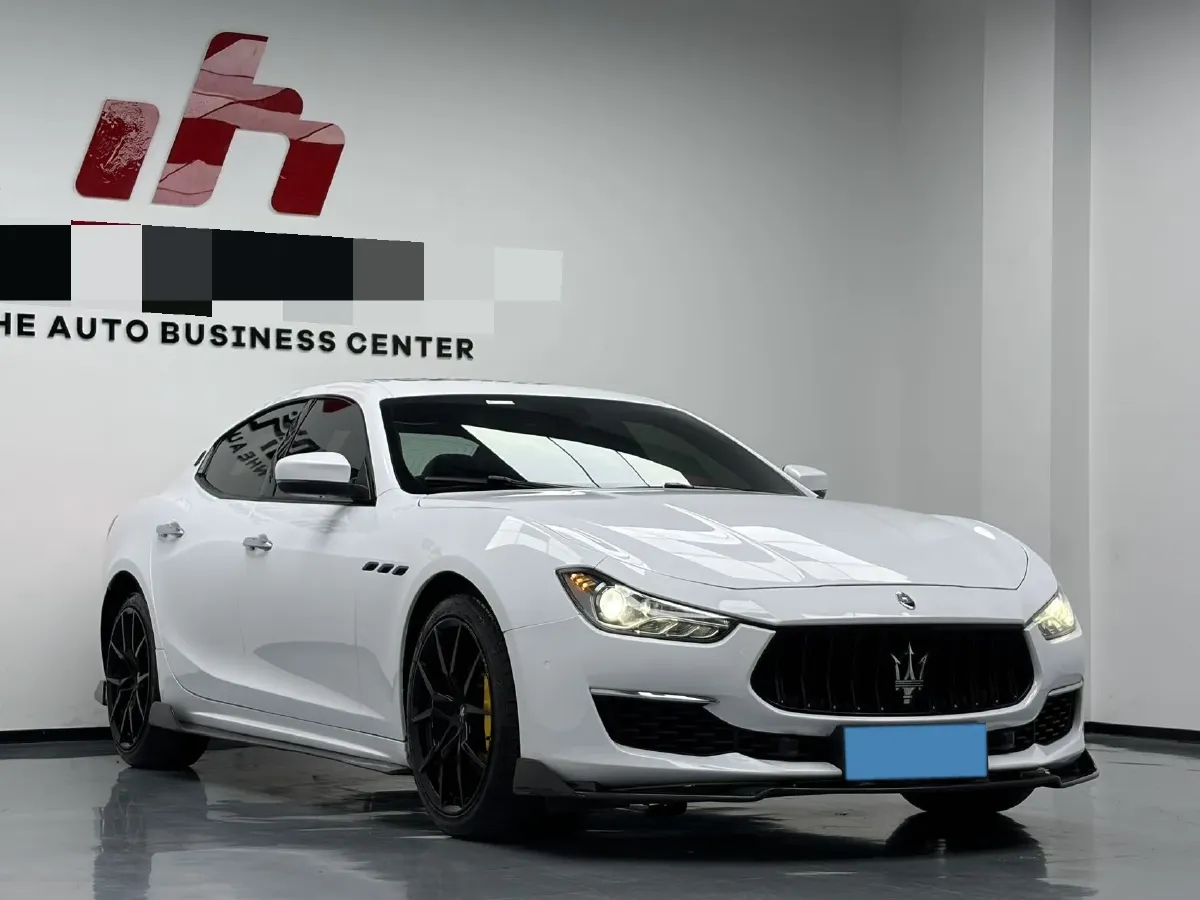 2022 Audi Q7 2.0T 245HP L4 8AT,autocango,china used car exporter,china ev exporter,chinese used car exporter,chinese used ev exporter