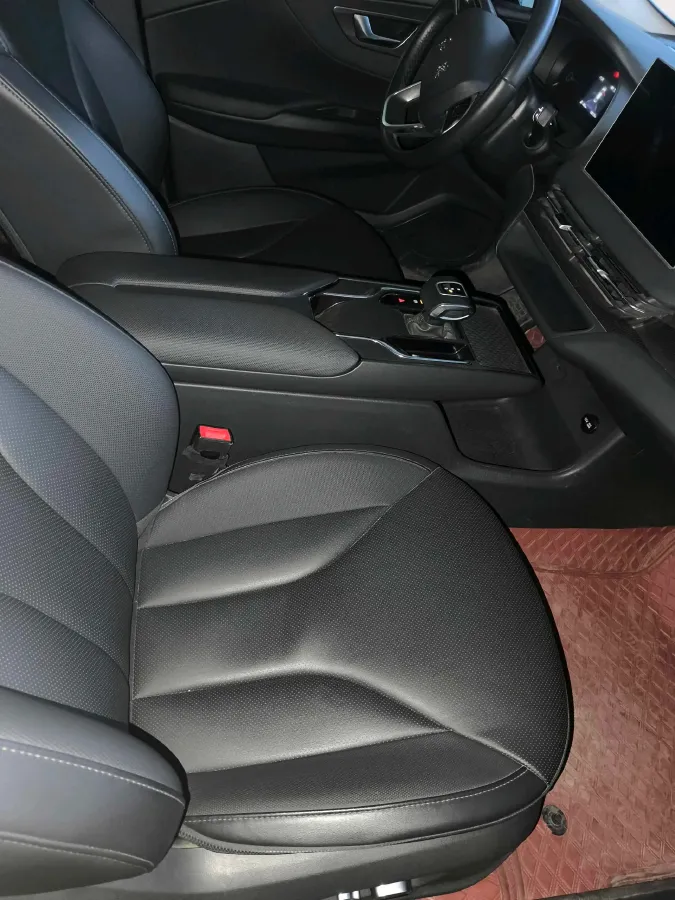 2023 HongQi E-QM5 BEV 54KWH,autocango,china used car exporter,china ev exporter,chinese used car exporter,chinese used ev exporter