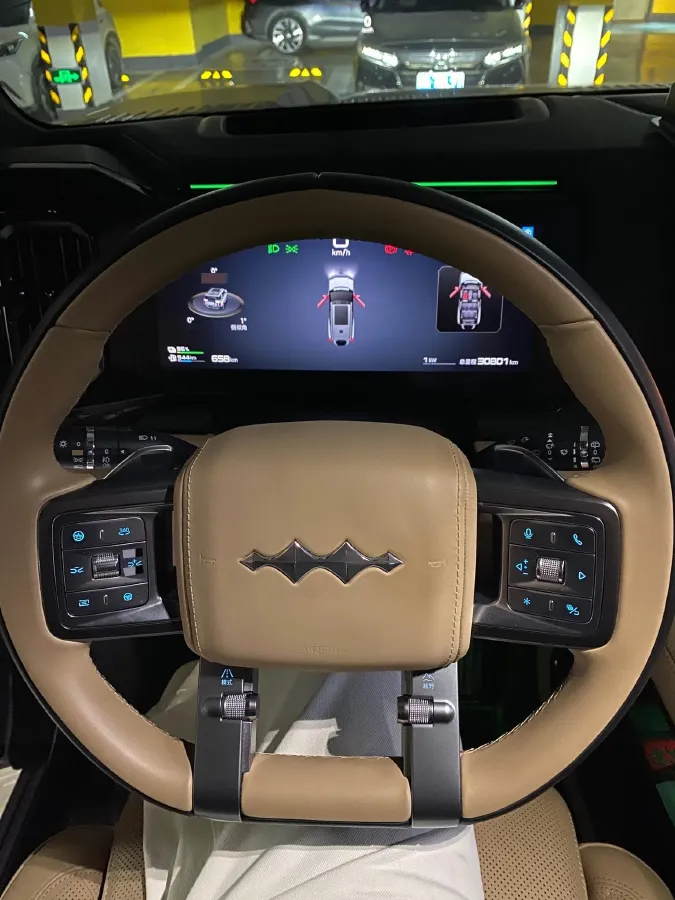 2025 FangChengBao Bao 8 2.0T 245HP L4 E-CVT PHEV 36.8KWH,autocango,china used car exporter,china ev exporter,chinese used car exporter,chinese used ev exporter