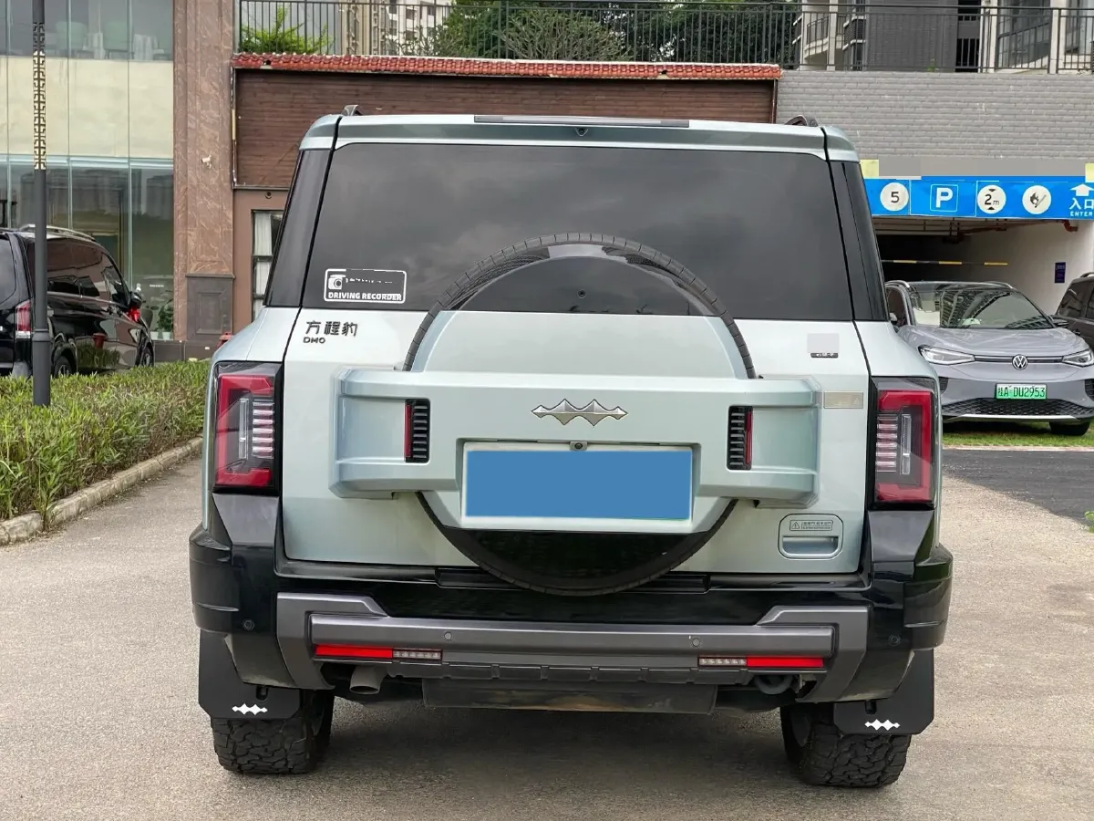 2025 FangChengBao Bao 8 2.0T 245HP L4 E-CVT PHEV 36.8KWH,autocango,china used car exporter,china ev exporter,chinese used car exporter,chinese used ev exporter