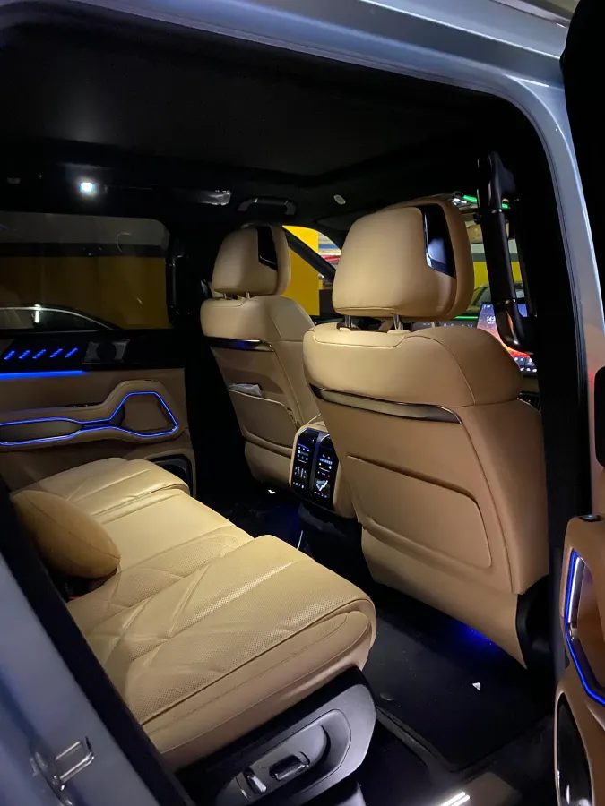 2025 FangChengBao Bao 8 2.0T 245HP L4 E-CVT PHEV 36.8KWH,autocango,china used car exporter,china ev exporter,chinese used car exporter,chinese used ev exporter