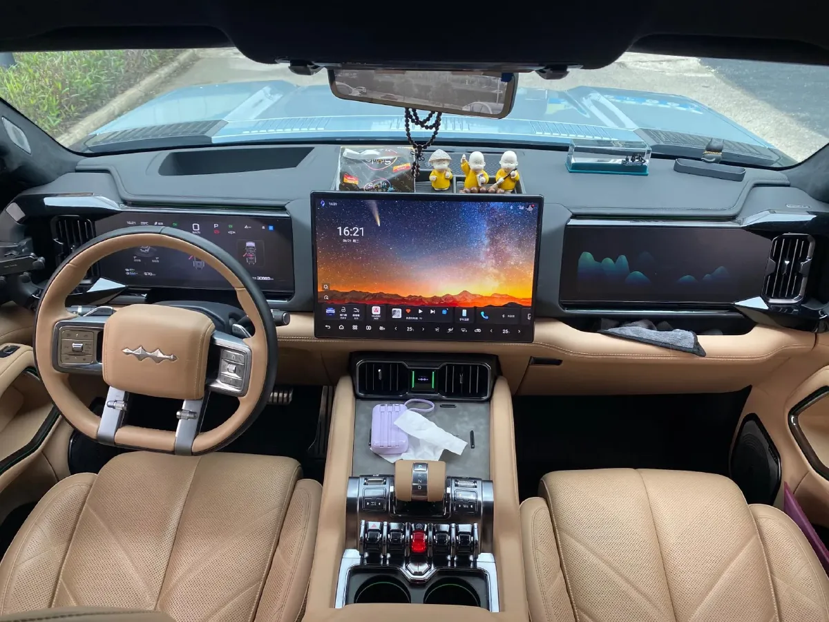 2025 FangChengBao Bao 8 2.0T 245HP L4 E-CVT PHEV 36.8KWH,autocango,china used car exporter,china ev exporter,chinese used car exporter,chinese used ev exporter