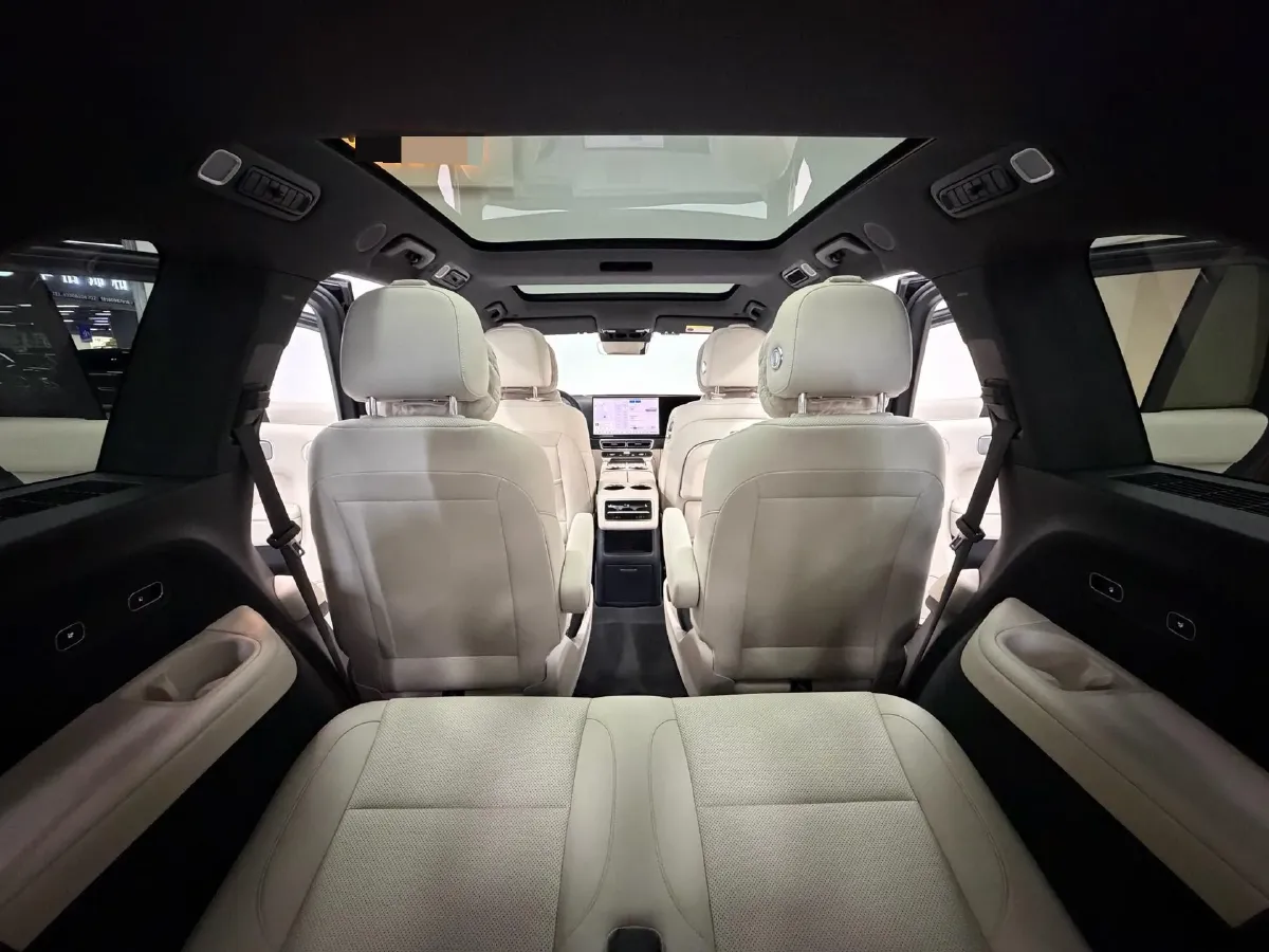 2023 Li L8 Range Extended 154HP REEV 40.9KWH,autocango,china used car exporter,china ev exporter,chinese used car exporter,chinese used ev exporter