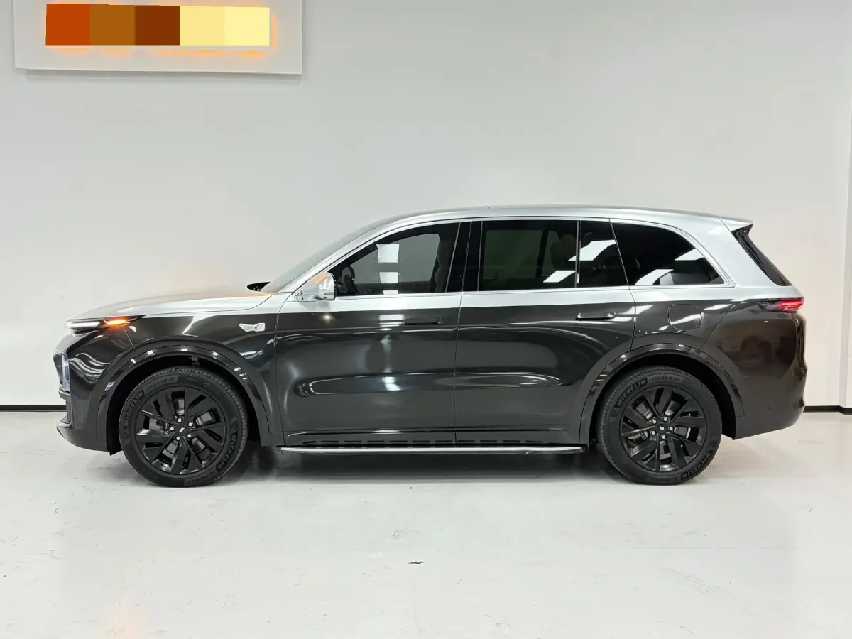 2023 Li L8 Range Extended 154HP REEV 40.9KWH,autocango,china used car exporter,china ev exporter,chinese used car exporter,chinese used ev exporter