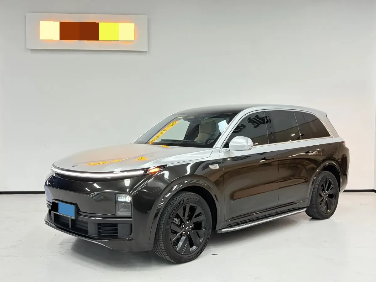 2023 Li L8 Range Extended 154HP REEV 40.9KWH,autocango,china used car exporter,china ev exporter,chinese used car exporter,chinese used ev exporter