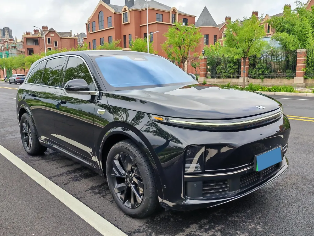 2023 Li L7 Range Extended 154HP REEV 40.9KWH,autocango,china used car exporter,china ev exporter,chinese used car exporter,chinese used ev exporter