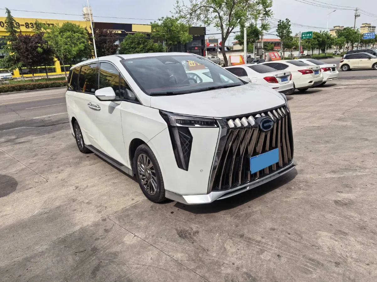 2023 GAC Trumpchi M8 2.0T 190HP L4 E-CVT Hybrid,autocango,china used car exporter,china ev exporter,chinese used car exporter,chinese used ev exporter