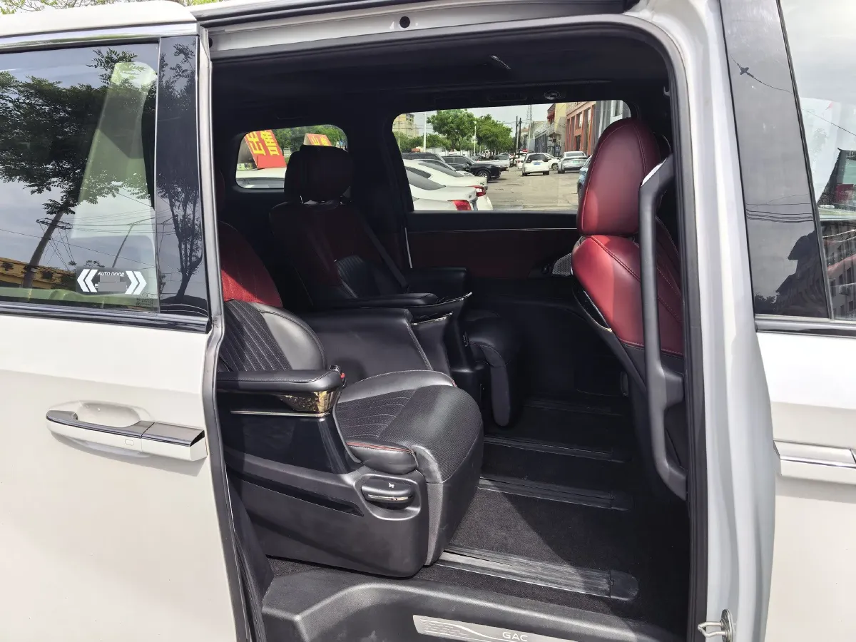 2023 GAC Trumpchi M8 2.0T 190HP L4 E-CVT Hybrid,autocango,china used car exporter,china ev exporter,chinese used car exporter,chinese used ev exporter