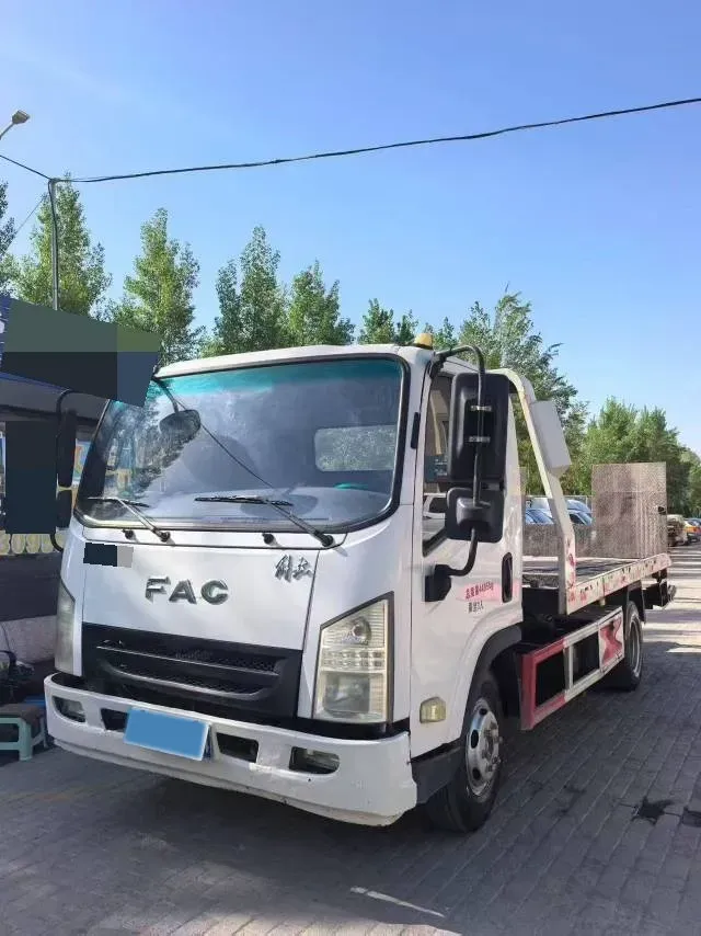 2020 FAW Senia R8 1.6L 116HP L4 6AT,autocango,china used car exporter,china ev exporter,chinese used car exporter,chinese used ev exporter