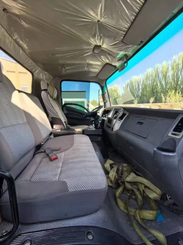 2020 FAW Senia R8 1.6L 116HP L4 6AT,autocango,china used car exporter,china ev exporter,chinese used car exporter,chinese used ev exporter