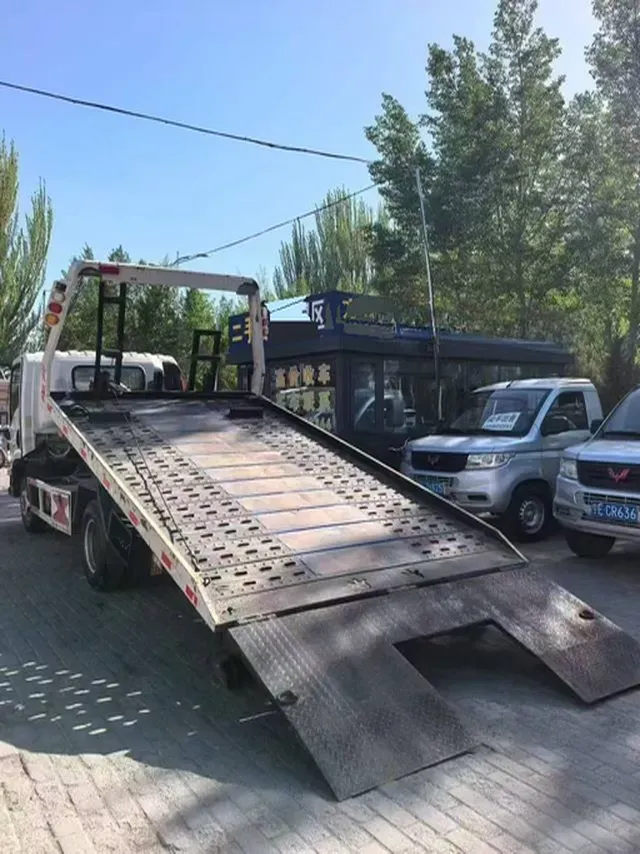 2020 FAW Senia R8 1.6L 116HP L4 6AT,autocango,china used car exporter,china ev exporter,chinese used car exporter,chinese used ev exporter